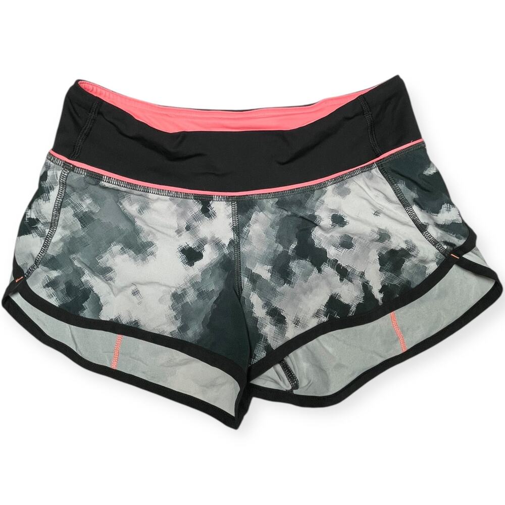 Lululemon Blooming Pixie Speed Short 2.5" Inseam Black White Orange Womens 2